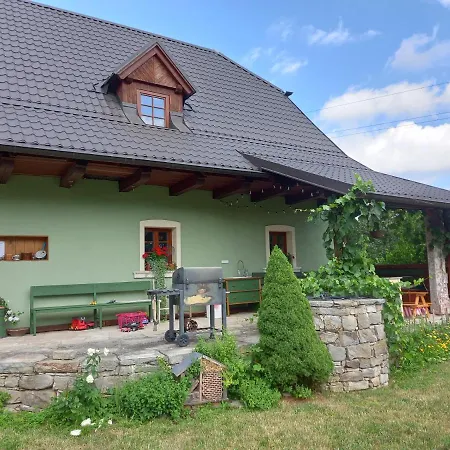 Apartamento U Kravína